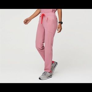 NWT Figs Mombasa Slim Scrub Pants in Chalk Pink